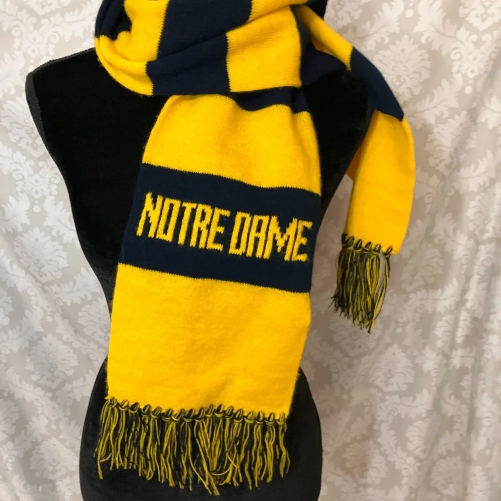 Notre Dame Scarf